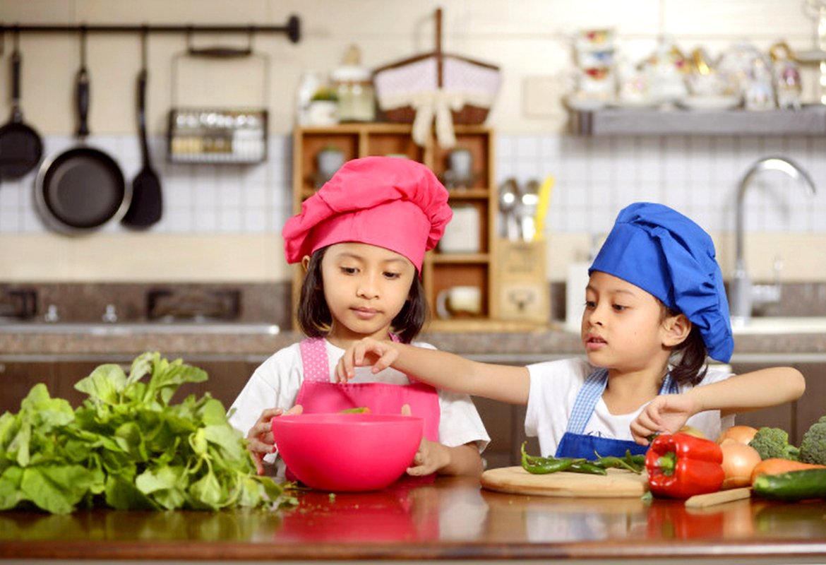 8-amazing-reasons-why-cooking-is-important-for-kids-rainbow-preschool